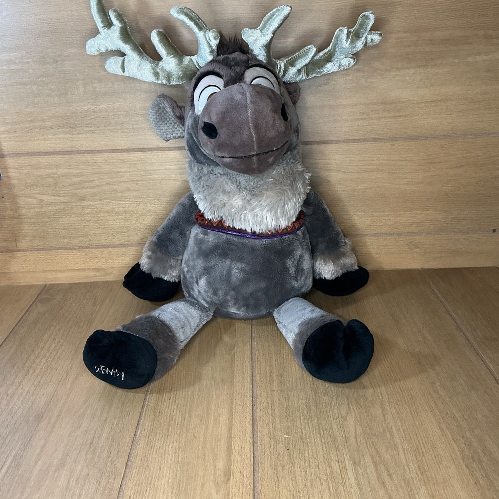 Scentsy Disney Sven Reindeer Buddy Plush Frozen Scent Pak Stuffed Animal